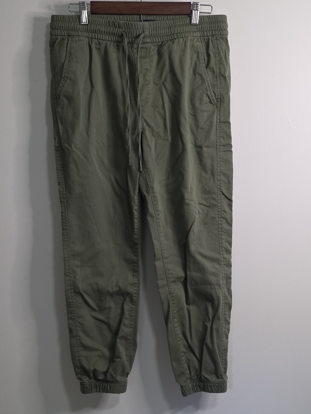 GAP Olive Green Drawstring Jogger Pants 30x30